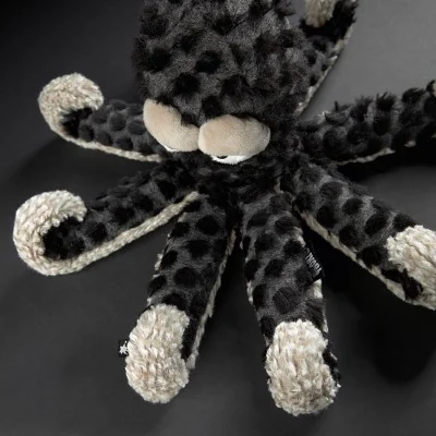 Peluche pieuvre "Deep Water Dandy" signée Sigikid Peluche pieuvre "Deep Water Dandy" signée Sigikid