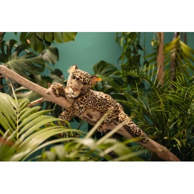 Peluche léopard Parddy - 36 cm signée Steiff sur une branche