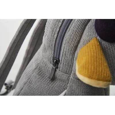 Sac à dos taureau Torito signé Crochetts, gros plan sur la fermeture éclair Sac à dos taureau Torito signé Crochetts, gros plan sur la fermeture éclair