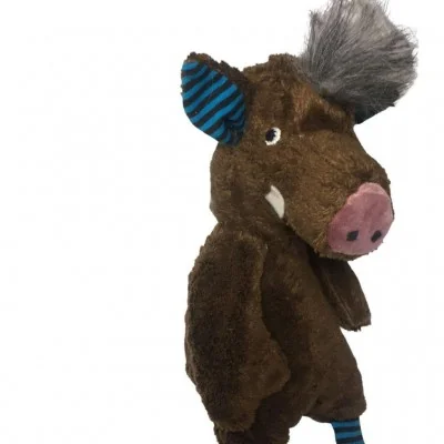 Peluche sanglier bio 40 cm signée Pat & Patty, vue de profil Peluche sanglier bio 40 cm signée Pat & Patty, vue de profil
