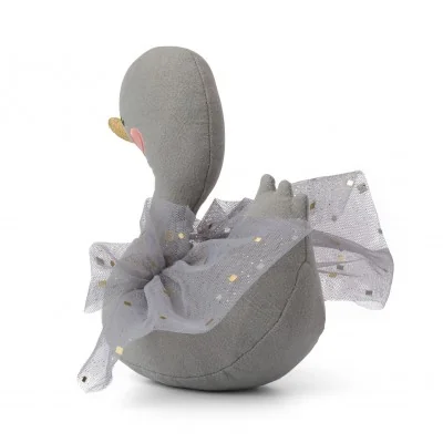 Peluche Oie Gretchen avec tulle signée Picca Loulou, vue de dos Peluche Oie Gretchen avec tulle signée Picca Loulou, vue de dos