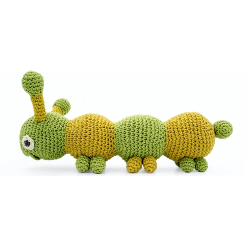 Jouet Apaisant Chiara la chenille verte 100% coton bio de la marque MyuM, vue de profil