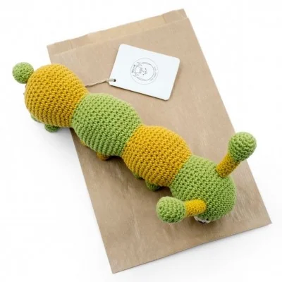 Jouet Apaisant Chiara la chenille verte 100% coton bio de la marque MyuM