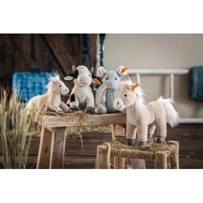 Peluche vache Cobb - 24 cm signée Steiff avec les animaux de la ferme Peluche vache Cobb - 24 cm signée Steiff avec les animaux de la ferme
