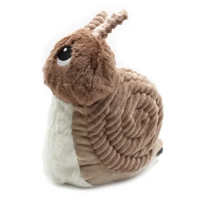 Peluche escargot Speedou maman et son bébé brun signée Les Deglingos, vue de demi-profil de la maman Peluche escargot Speedou maman et son bébé brun signée Les Deglingos, vue de demi-profil de la maman