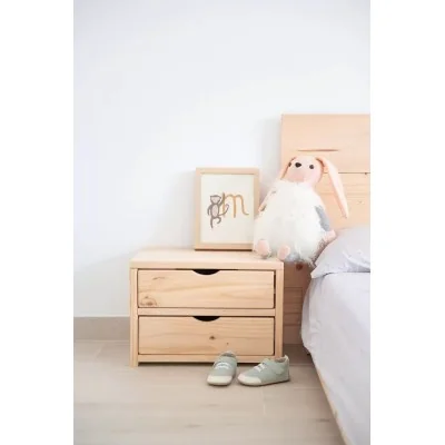 Coussin lapin Clara signé Crochetts dans chambre d'enfant Coussin lapin Clara signé Crochetts dans chambre d'enfant