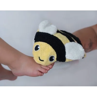 Gant de toilette marionnette abeille en coton bio signé Fürnis Gant de toilette marionnette abeille en coton bio signé Fürnis