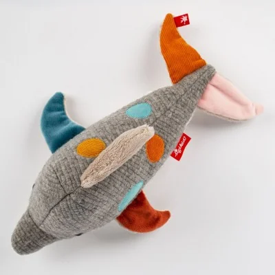 Doudou dauphin Patchwork Sweety signé Sigikid, vue de dessus Doudou dauphin Patchwork Sweety signé Sigikid, vue de dessus