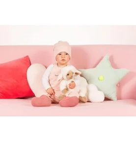 Bébé jouant avec Peluche agneau Frido - 32 cm signée Teddy Hermann