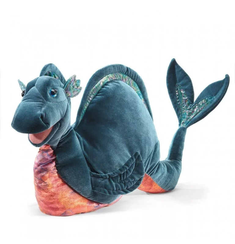 Marionnette Nessie Monstre du Loch Ness signée Folkmanis Marionnette Nessie Monstre du Loch Ness signée Folkmanis