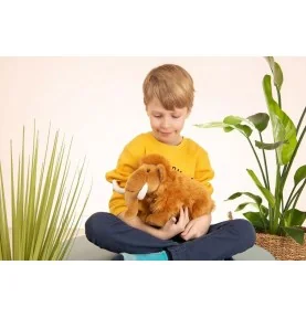 Garçon jouant avec Peluche mammouth - 30 cm signée Teddy Hermann Garçon jouant avec Peluche mammouth - 30 cm signée Teddy Hermann