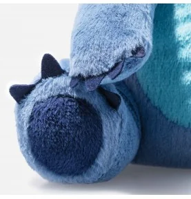 Peluche Stitch - 22 cm DISNEY signée Steiff, gros plan sur un pied et un bras