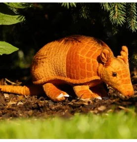 Peluche tatou - 28 cm signée Rappa, dans la nature Peluche tatou - 28 cm signée Rappa, dans la nature